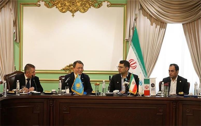 سفیر قزاقستان: پیشرفت‌های کیش چشمگیر است؛ آماده گسترش همکاری‌های همه‌جانبه هستیم