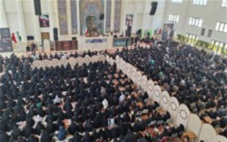 طنین فریاد (هیهات منا الذله)در جزیره کیش/ تجدید میثاق کیشوندان و گردشگران با آرمان‌های حسینی