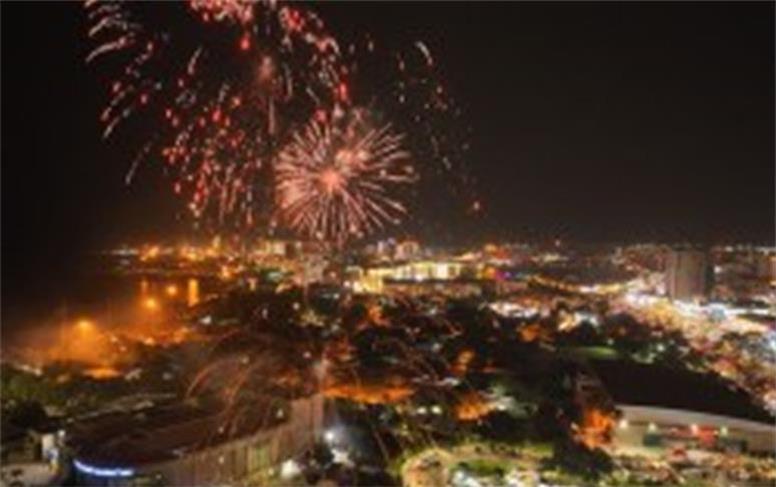 آسمان کیش امشب نورباران می‌شود