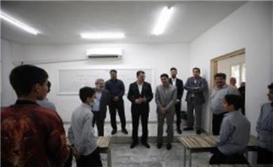 تأکید مدیرعامل سازمان منطقه آزاد کیش بر ادامه روند توسعه زیرساخت‌های آموزشی و حمایت از معلمان