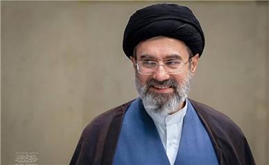 سال «اقتصاد مقاومتی در سایه وحدت ملی و امنیت ملی»