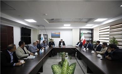 بازدید مدیرعامل سازمان منطقه آزاد کیش از اداره کل حراست
