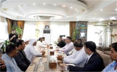 دیدار مدیرعامل سازمان منطقه آزاد کیش با جمعی از بومیان جزیره
