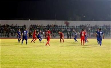دربی پیشکسوتان استقلال و پرسپولیس در کیش با برتری آبی‌ها پایان یافت